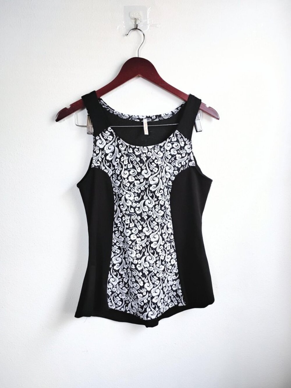 Picky Girl brand black and white patterned tank top